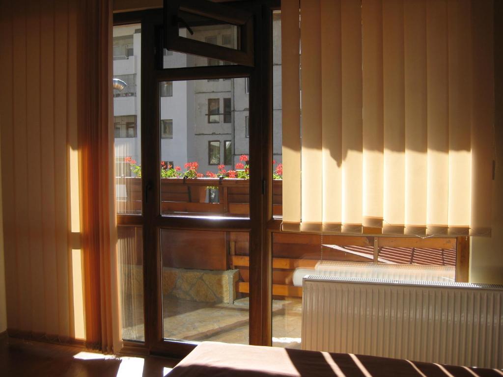 Family Hotel Veronika Devin Exterior foto