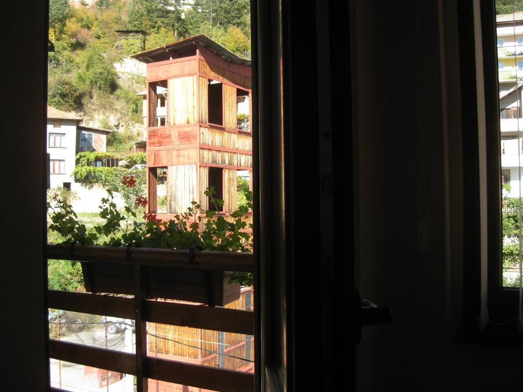 Family Hotel Veronika Devin Exterior foto