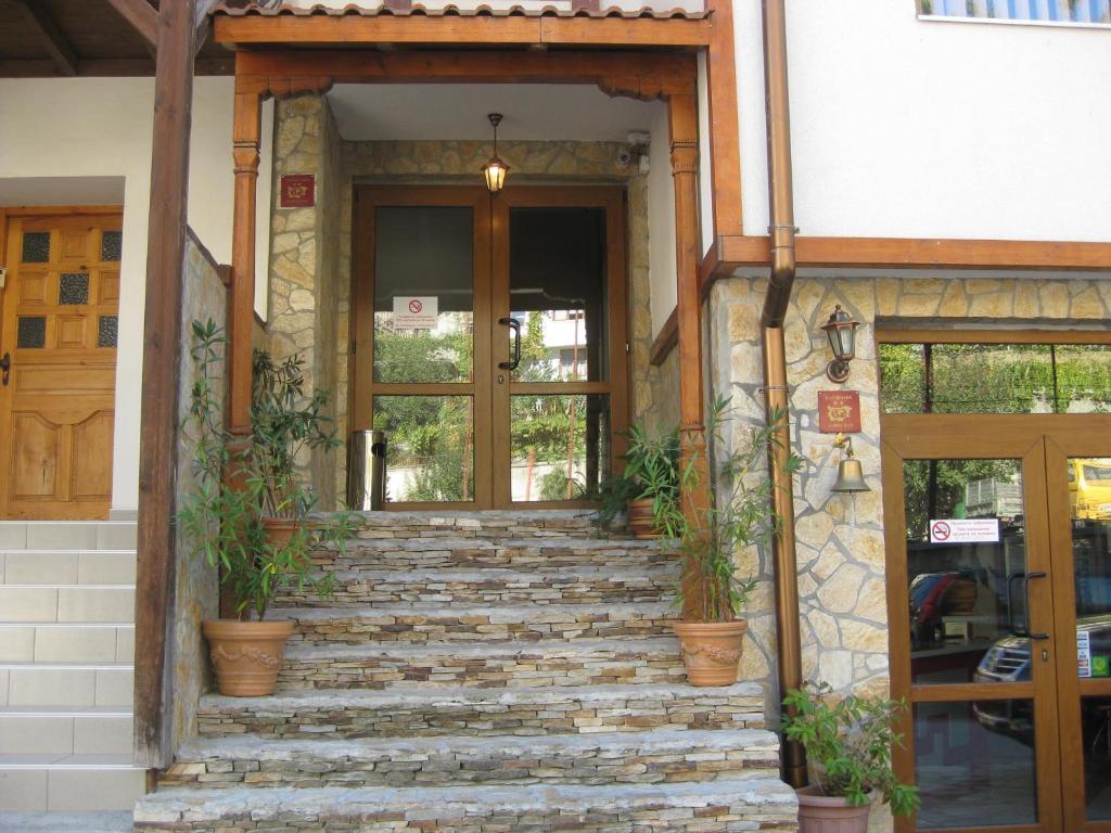 Family Hotel Veronika Devin Exterior foto