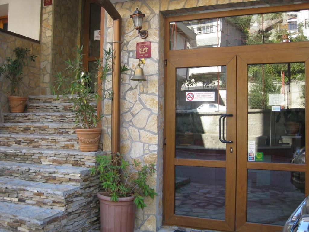 Family Hotel Veronika Devin Exterior foto
